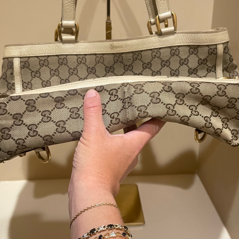 Gucci Small Abbey Tote Bag - Picture 11 of 12